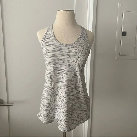 Lululemon Essential Tank Top sz 2 Tiger Space Dye White/Black - Picture 2 of 4